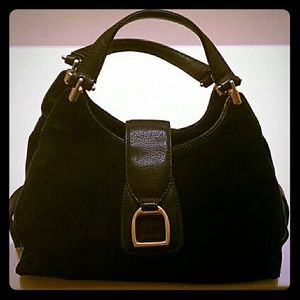 100% authentic Gucci Purse in Good Condition